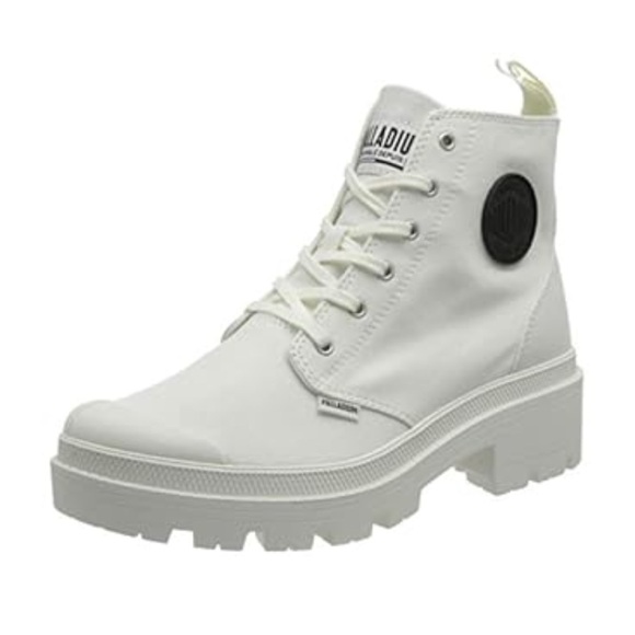 Palladium Pallabase Bootie in Star White
Textile Customize with Gold flakes - Picture 5 of 6